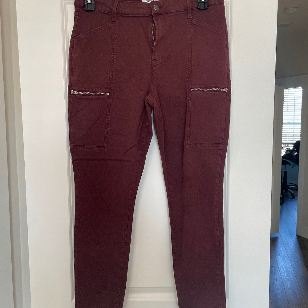 EUC Wine Colored Pistola Skinny Jeans SZ 32